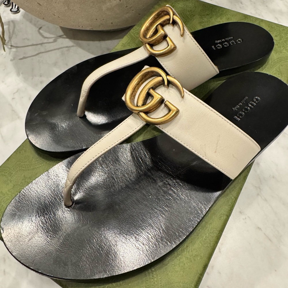 Gucci Black and Cream Sandals with Gold GG Hardware